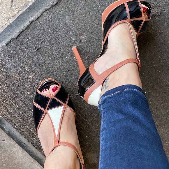 Meet your Posher, Erica - Picture 6 of 17